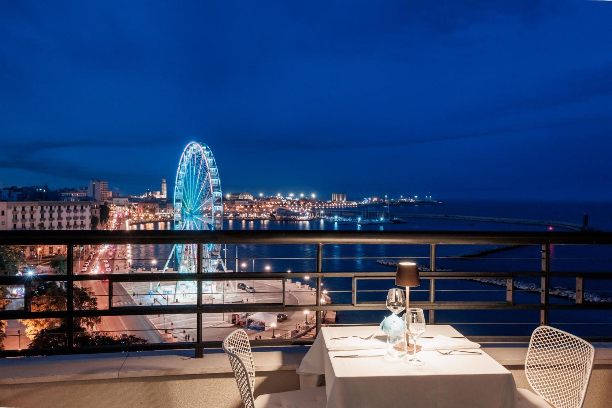 iH 호텔 바리 그란데 알베르고 델레 나지오니 외부 사진 View from the hotel